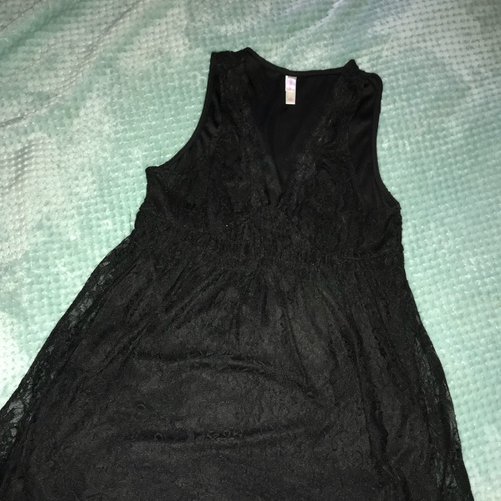Women’s Black Lace Dress!